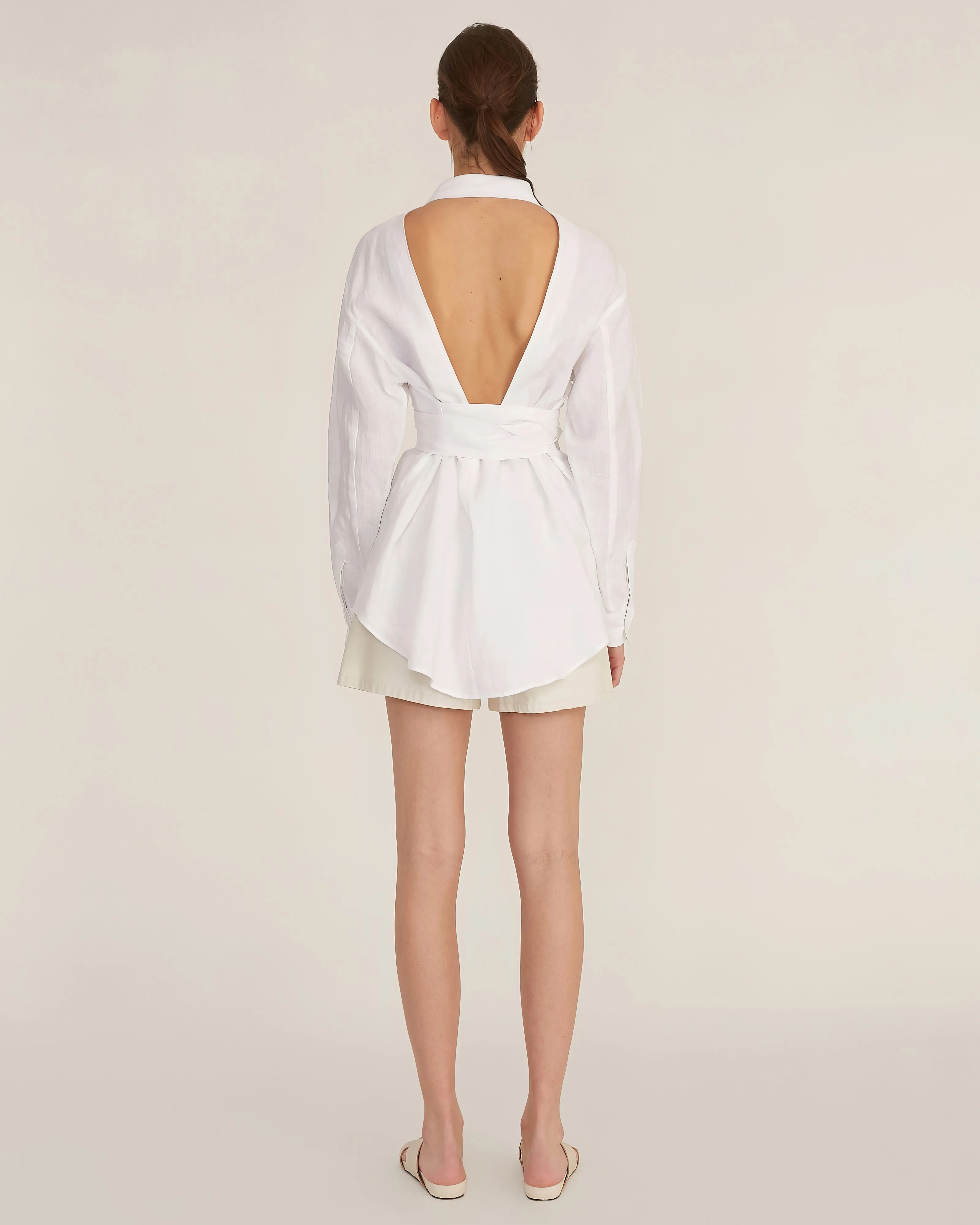 Brett Linen U-Back Button Down in Linen White