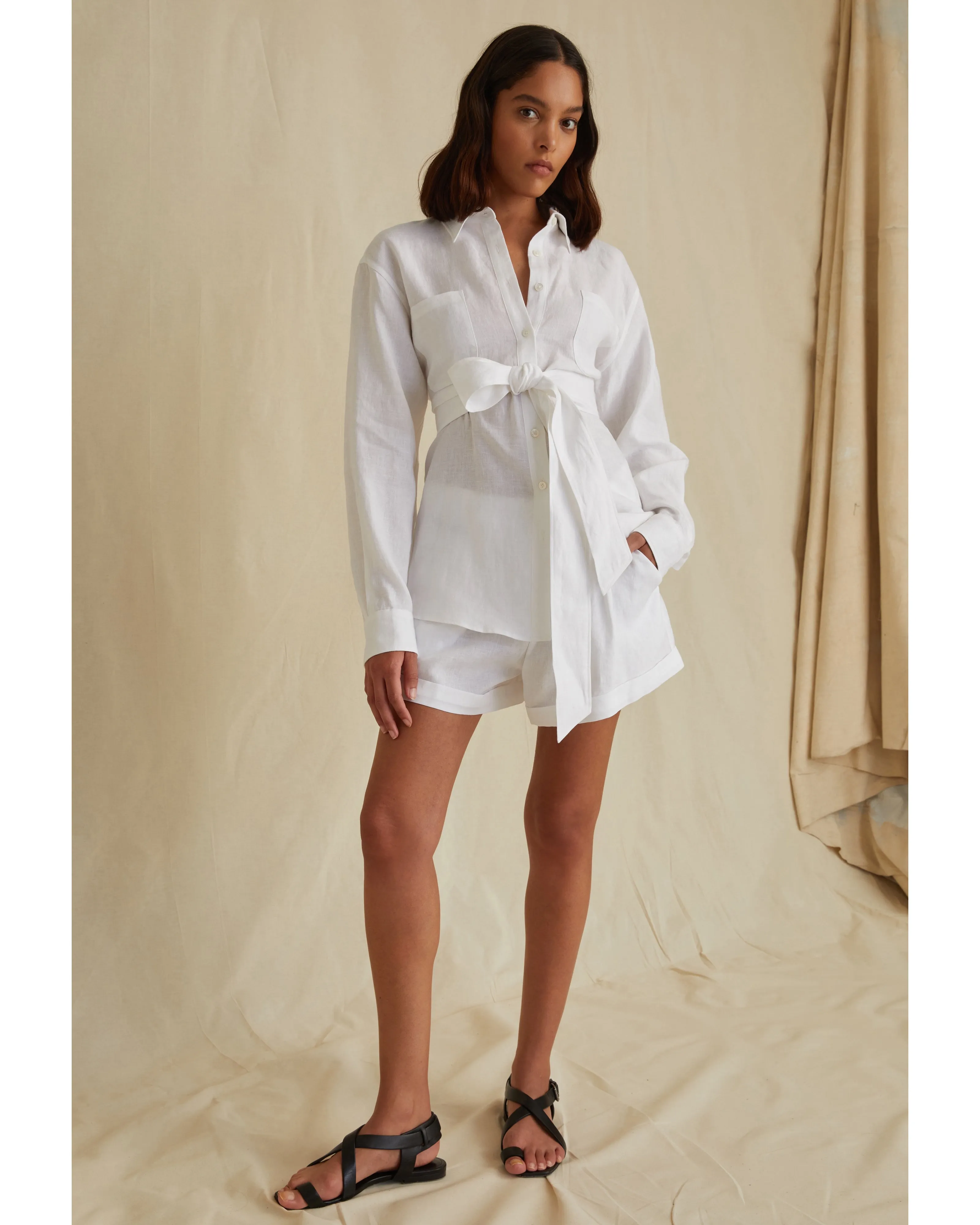 Brett Linen U-Back Button Down in Linen White