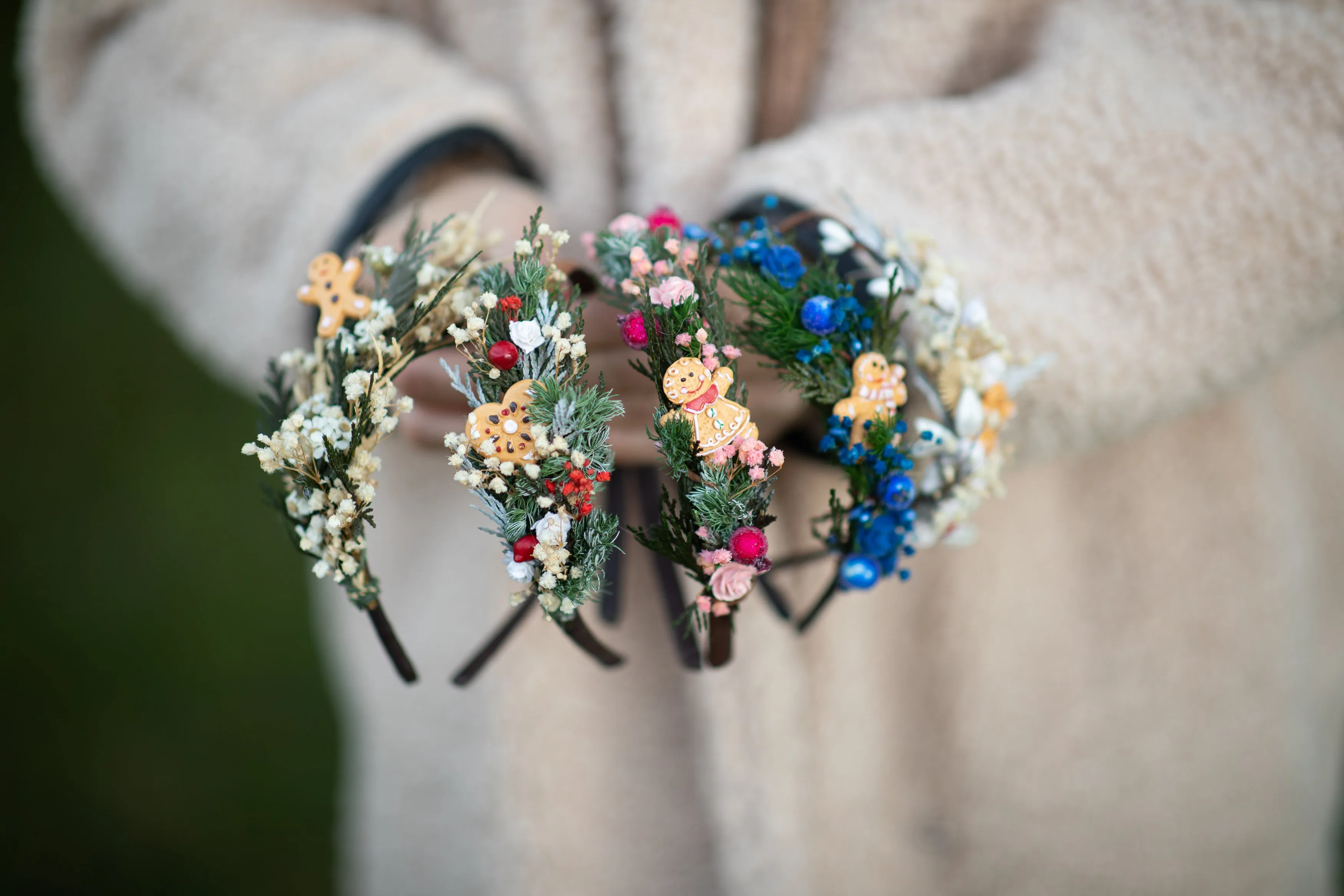 Christmas headbands with gingerbread