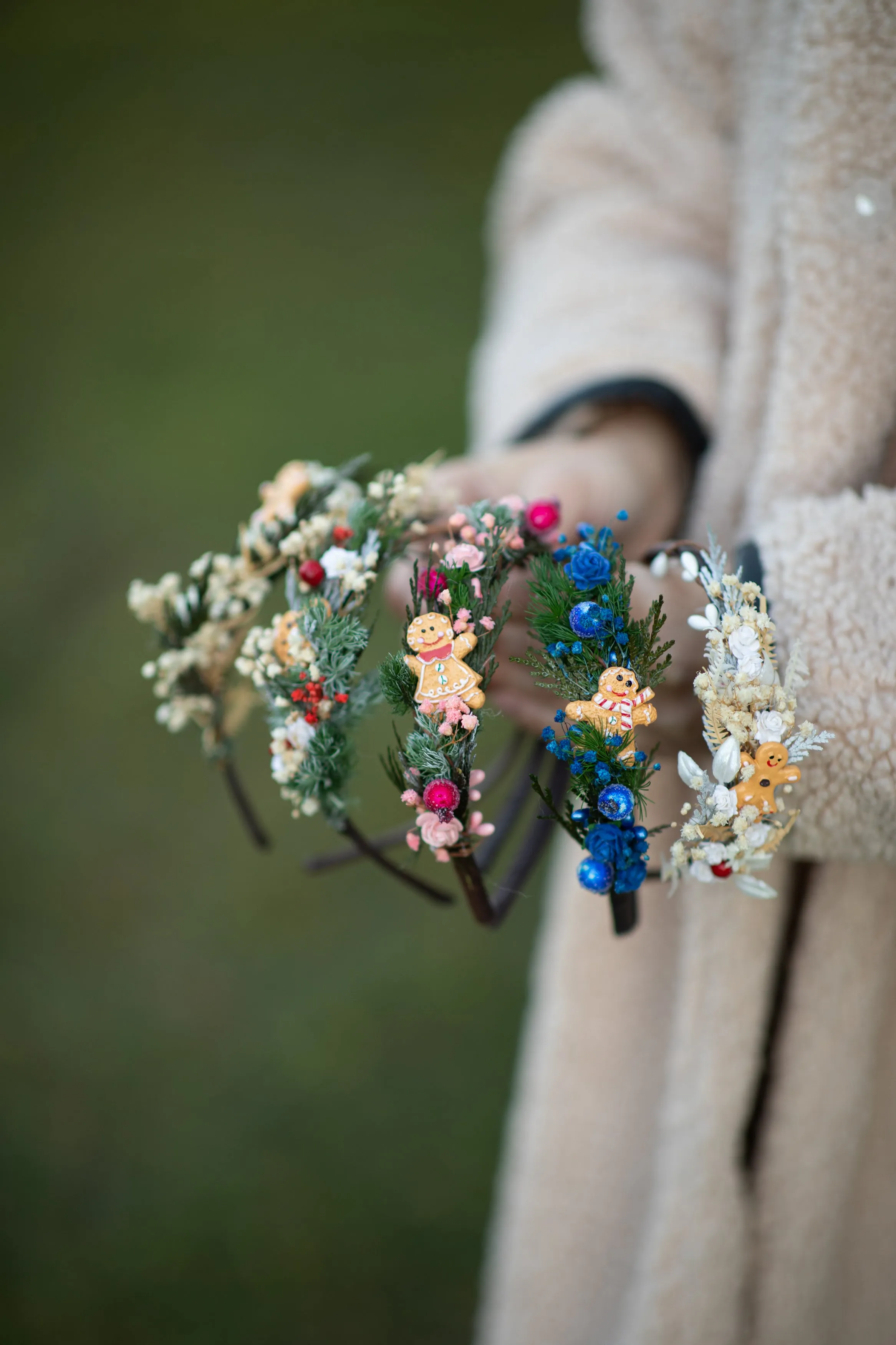 Christmas headbands with gingerbread