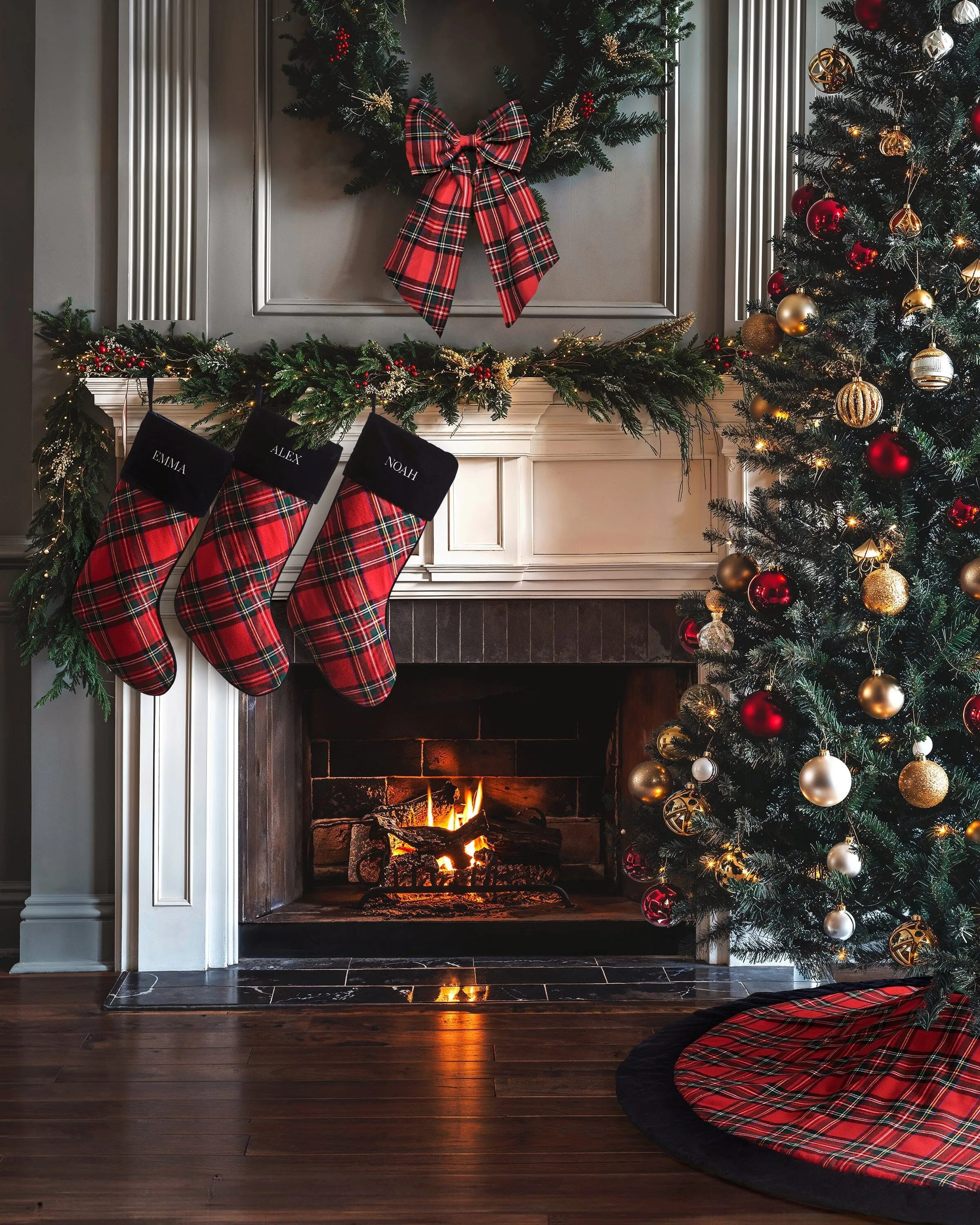 Christmas Tree Skirt in Imperial Tartan