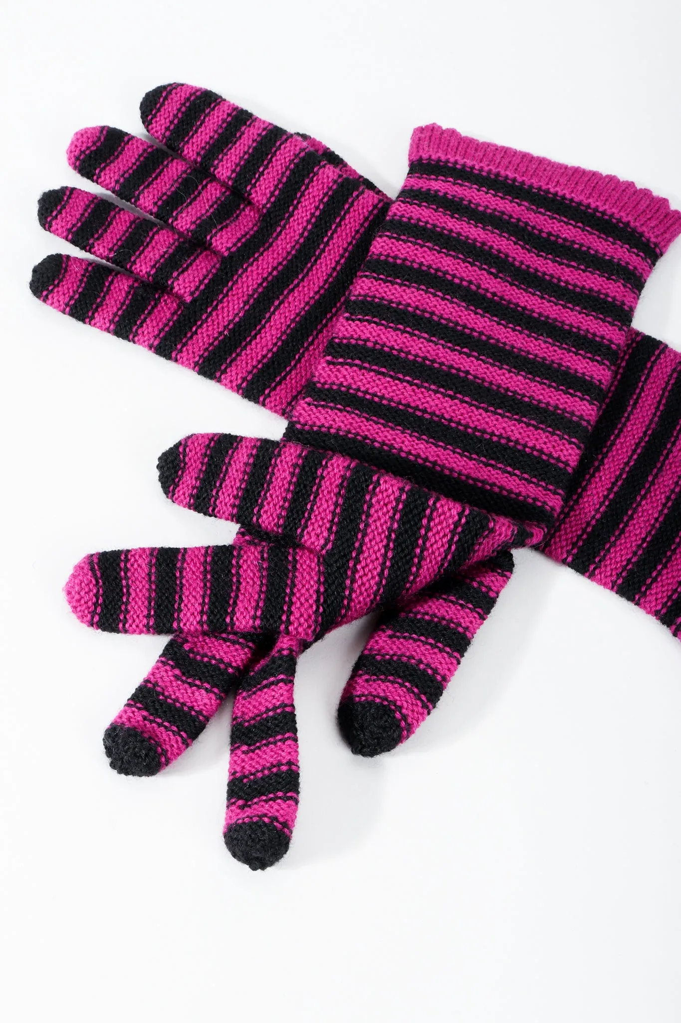 Fuchsia Stripe Knit Gloves