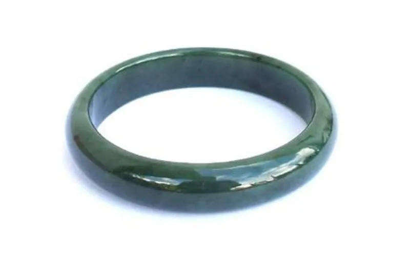 Greenstone Jade Bangle