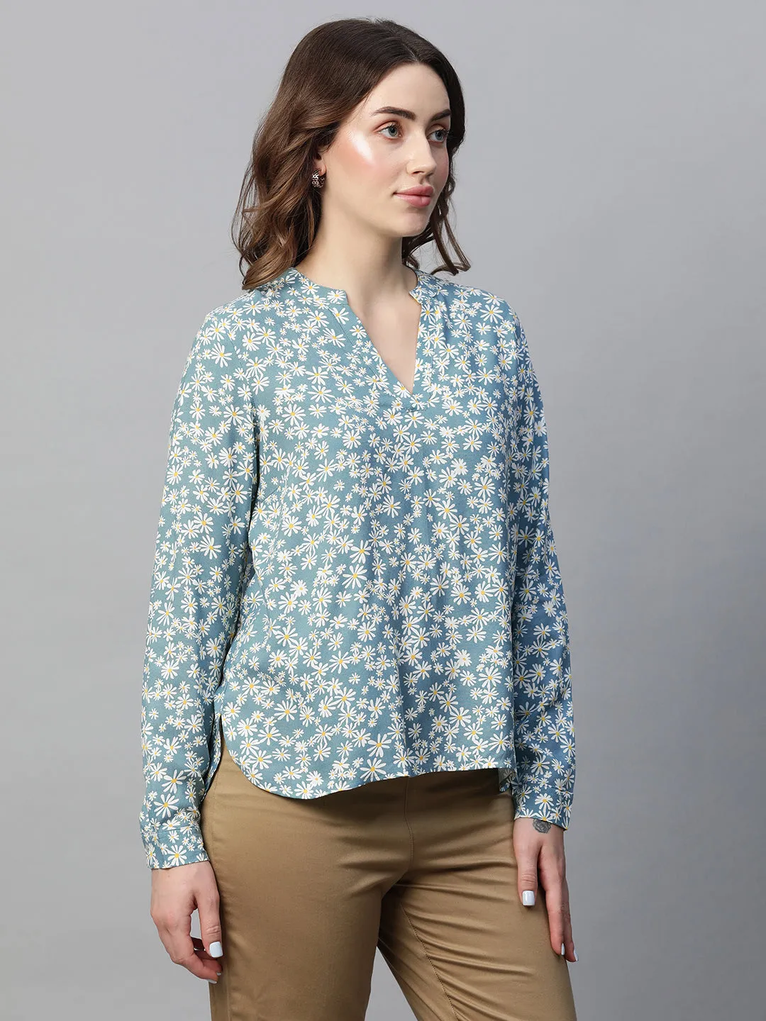 Women's Green Viscose Regular Fit Blouse